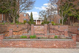 1825 Palmer Avenue 2D, Larchmont, NY 10538