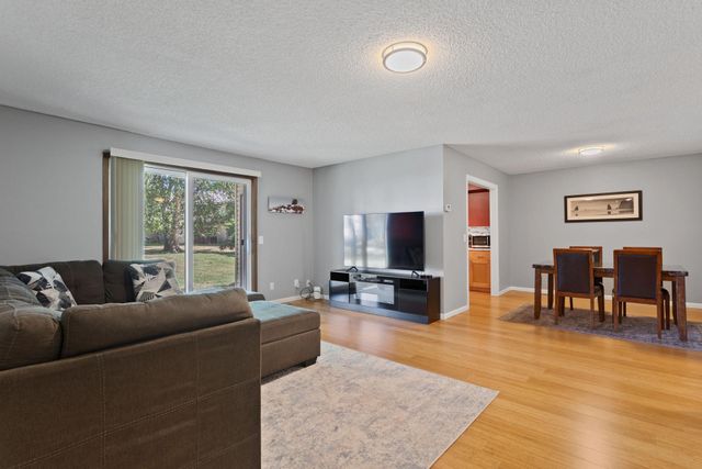 4334 Evergreen Drive, Vadnais Heights, MN 55127