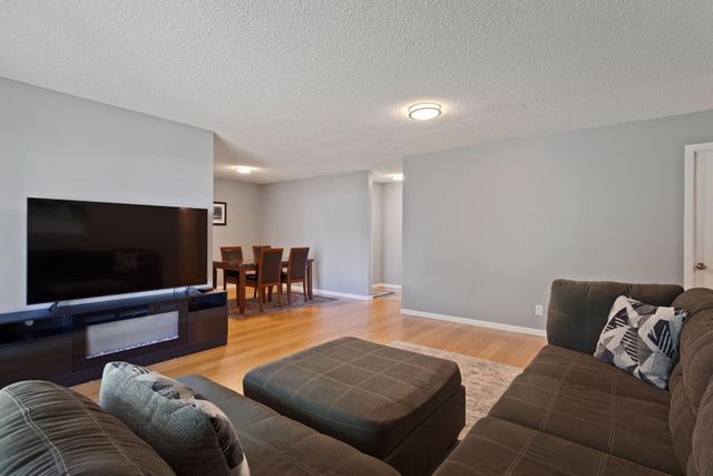4334 Evergreen Drive, Vadnais Heights, MN 55127