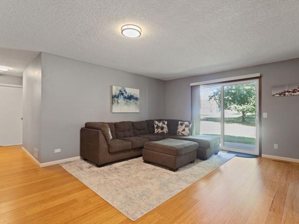 4334 Evergreen Drive, Vadnais Heights, MN 55127 — photo 4