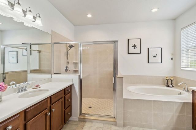 6838 44TH TERRACE E, Bradenton, FL 34203