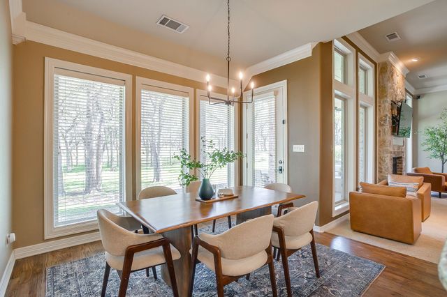 542 S Sugartree Drive, Lipan, TX 76462