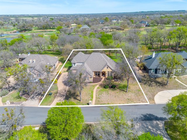 542 S Sugartree Drive, Lipan, TX 76462
