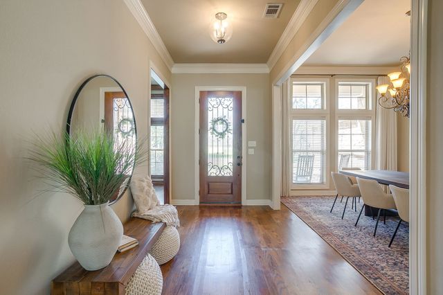 542 S Sugartree Drive, Lipan, TX 76462