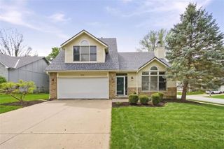 12502 S Alcan Circle, Olathe, KS 66062