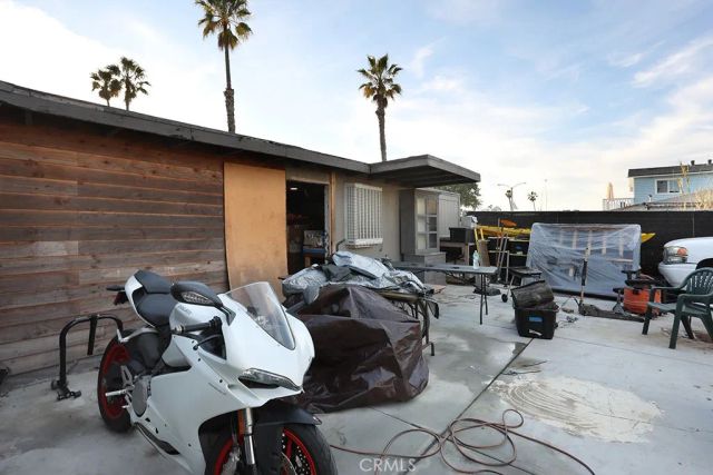 17181 Pacific Coast, Huntington Beach, CA 92649