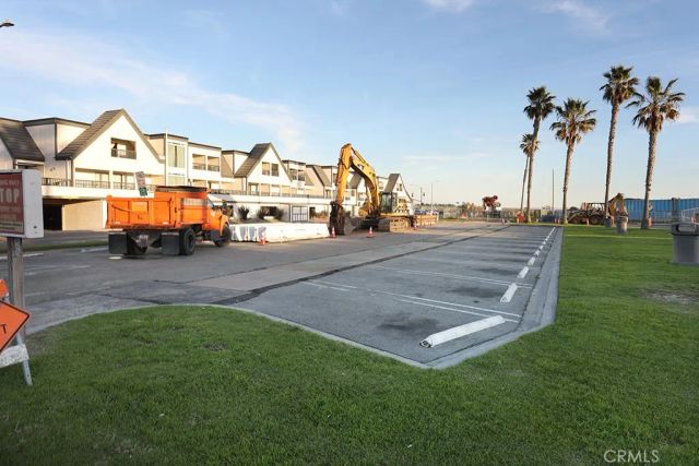 17181 Pacific Coast, Huntington Beach, CA 92649