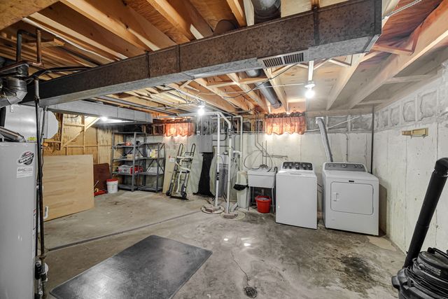 16653 Parliament Avenue, Tinley Park, IL 60477