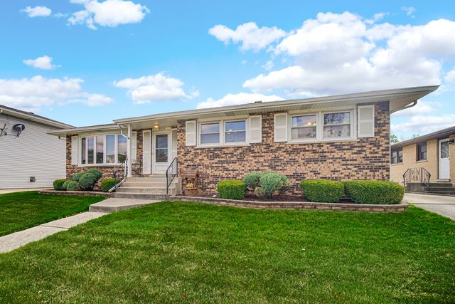 16653 Parliament Avenue, Tinley Park, IL 60477