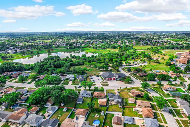 16653 Parliament Avenue, Tinley Park, IL 60477