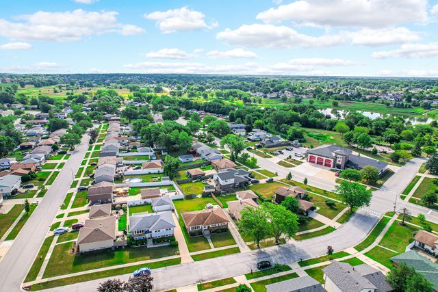16653 Parliament Avenue, Tinley Park, IL 60477