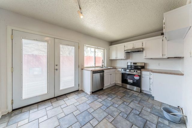635 Southwood Court, Duncanville, TX 75137