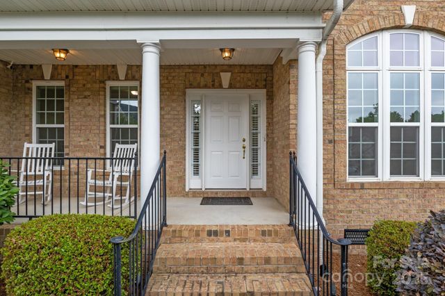 561 Keystone Court NW, Concord, NC 28027