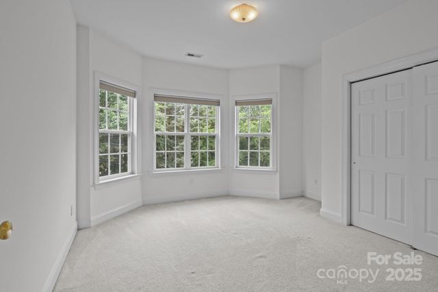 561 Keystone Court NW, Concord, NC 28027