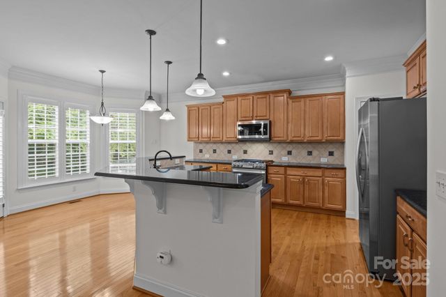 561 Keystone Court NW, Concord, NC 28027