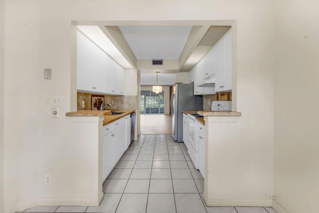 1703 Andros Isle J1, Coconut Creek, FL 33066
