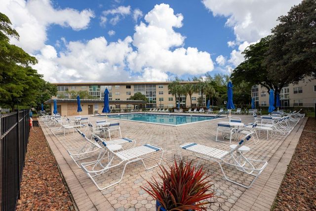1703 Andros Isle J1, Coconut Creek, FL 33066