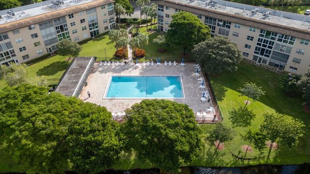 1703 Andros Isle J1, Coconut Creek, FL 33066