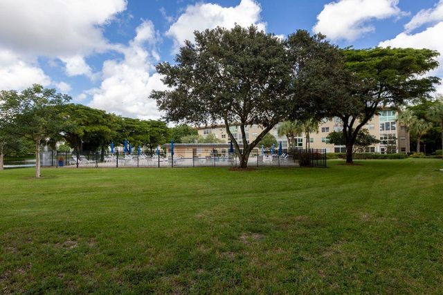 1703 Andros Isle J1, Coconut Creek, FL 33066