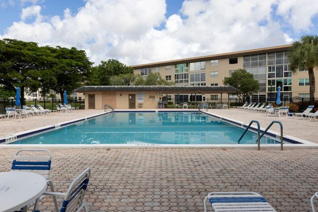 1703 Andros Isle J1, Coconut Creek, FL 33066