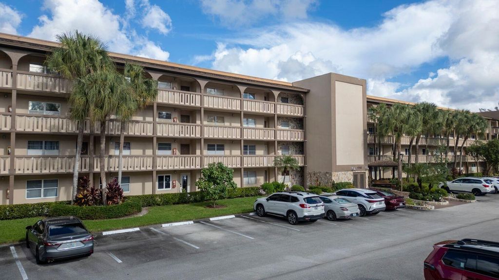 1703 Andros Isle J1, Coconut Creek, FL 33066