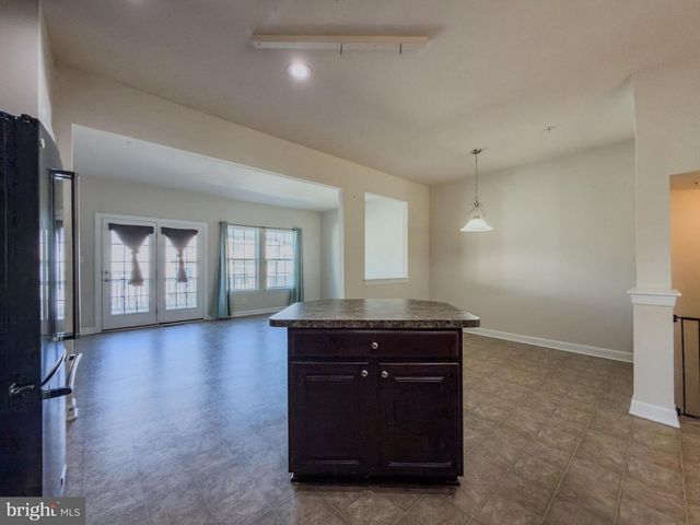 2054 SPRING RUN CIR, Frederick, MD 21702