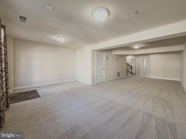 2054 SPRING RUN CIR, Frederick, MD 21702