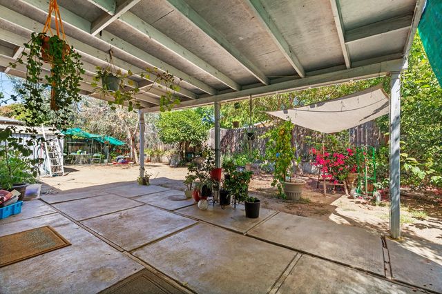 1705 Scott Ave, Modesto, CA 95350