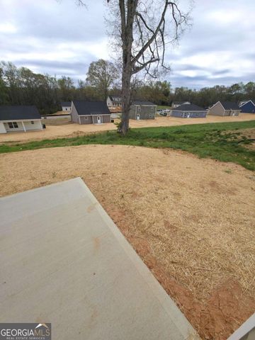 138 Charlotte Circle, Statham, GA 30666