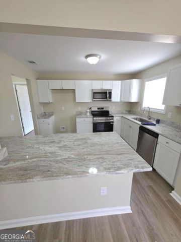 138 Charlotte Circle, Statham, GA 30666