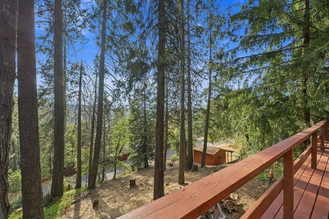 6940 Pony Express, Pollock Pines, CA 95726