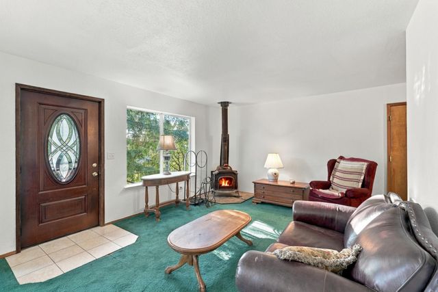 6940 Pony Express, Pollock Pines, CA 95726