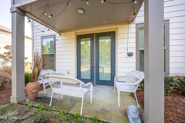 2501 Bienville Boulevard, 417, Ocean Springs, MS 39564