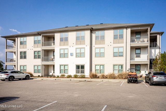 2501 Bienville Boulevard, 417, Ocean Springs, MS 39564