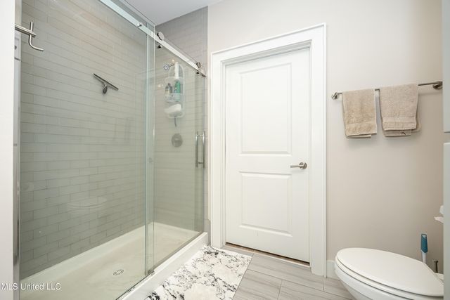 2501 Bienville Boulevard, 417, Ocean Springs, MS 39564