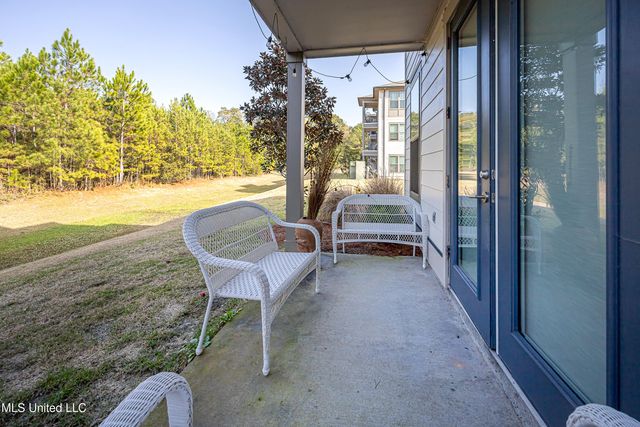 2501 Bienville Boulevard, 417, Ocean Springs, MS 39564