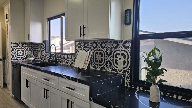 244 26Th St, San Diego, CA 92102