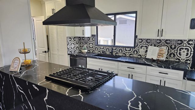 244 26Th St, San Diego, CA 92102