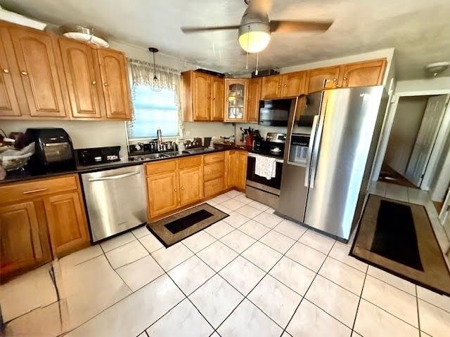 51 Roosevelt St, Seekonk, MA 02771