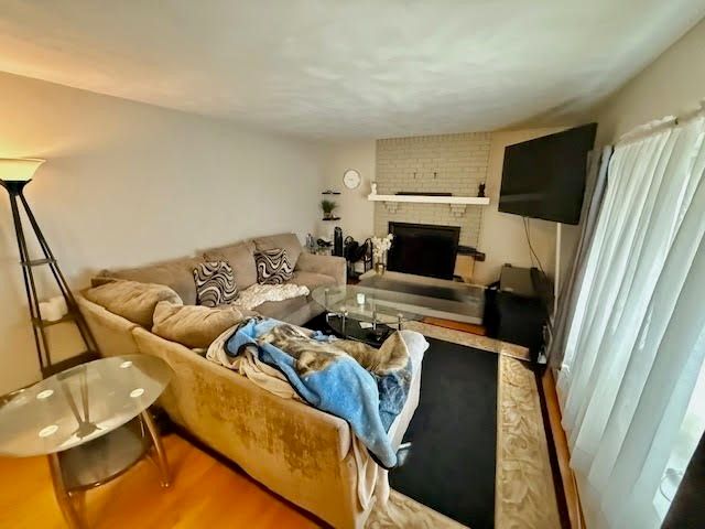 51 Roosevelt St, Seekonk, MA 02771