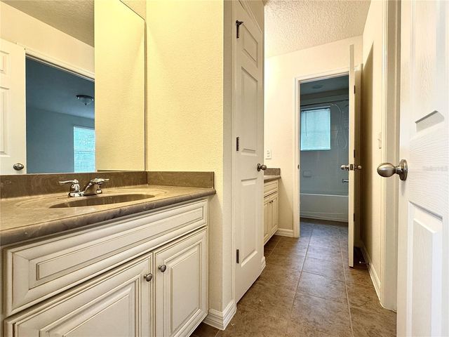 11903 CAVE RUN AVENUE, Windermere, FL 34786