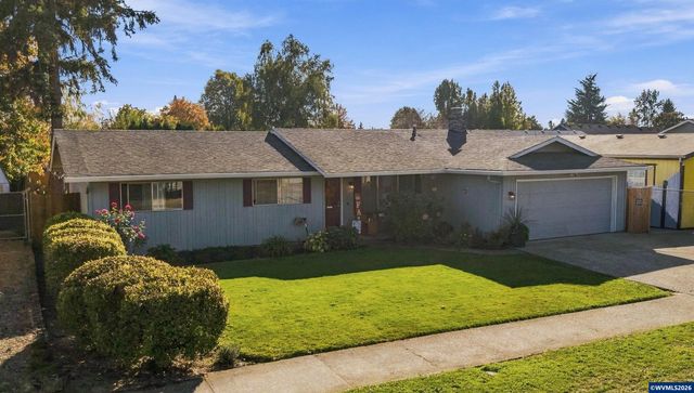 4722 Swegle Rd NE, Salem, OR 97301