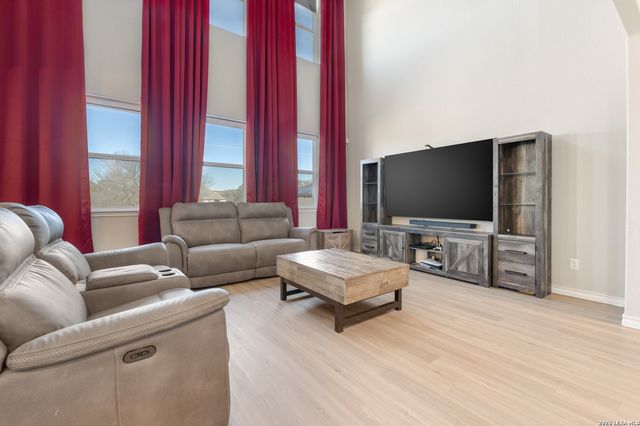 229 Jereth Crossing, Castroville, TX 78009