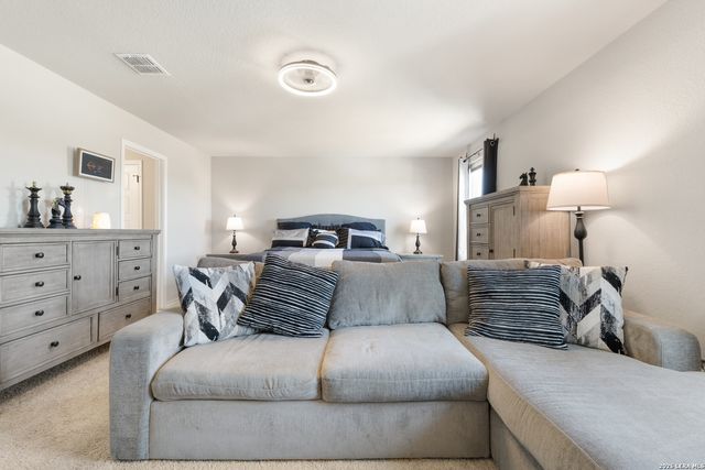 229 Jereth Crossing, Castroville, TX 78009