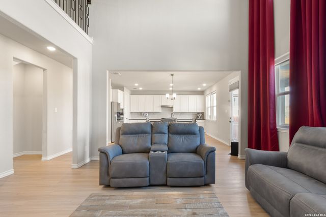 229 Jereth Crossing, Castroville, TX 78009