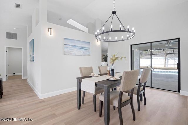 7 BIRD LAND Place, Palm Coast, FL 32137