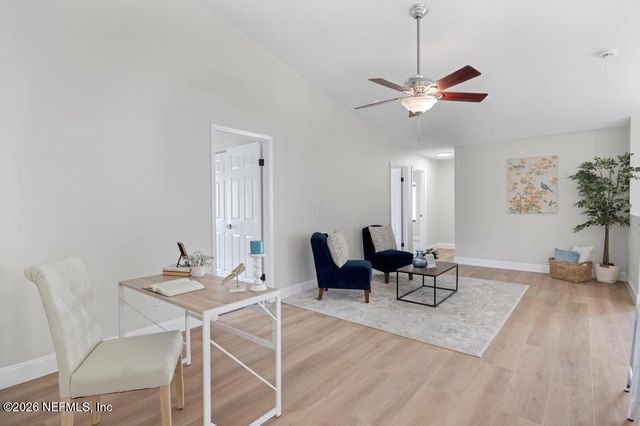 7 BIRD LAND Place, Palm Coast, FL 32137