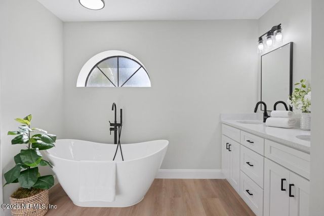 7 BIRD LAND Place, Palm Coast, FL 32137