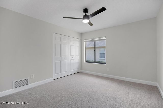 7 BIRD LAND Place, Palm Coast, FL 32137