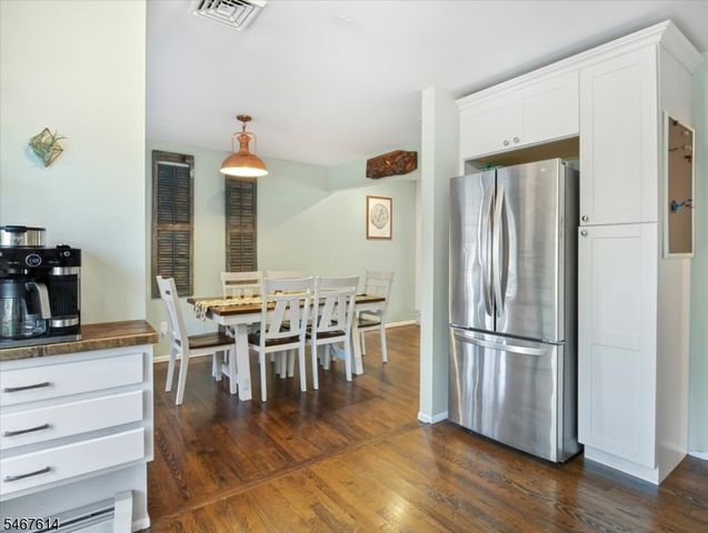 11 Cherokee Ave, Rockaway Twp., NJ 07866
